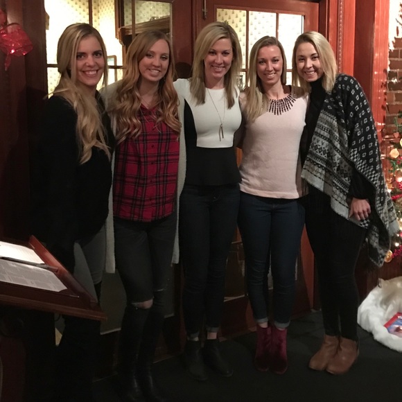 Meet your Posher, Lily Fair! - Picture 8 of 8